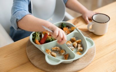 Alimentazione e carie: come scegliere i cibi amici del sorriso dei bambini